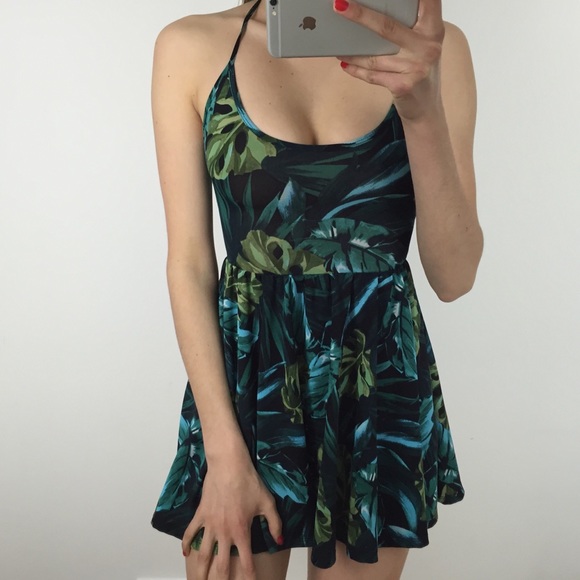 American Apparel Dresses & Skirts - American apparel tropical dress